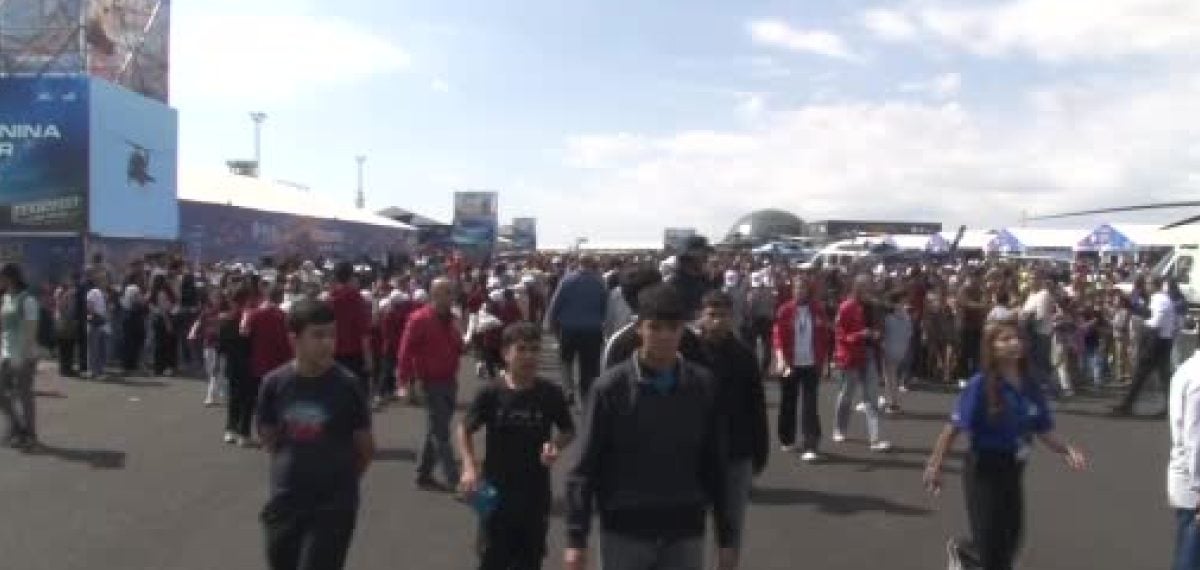 TEKNOFEST Şanlıurfa etkinliğinde ziyaretçiler yerli teknolojilere gururla baktı