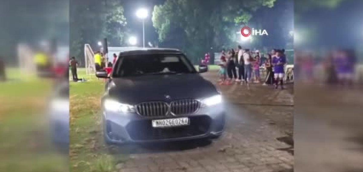 Tiger Shroff’un aracına Juhu’da silahlı saldırı düzenlendi, iki kişi yaralandı
