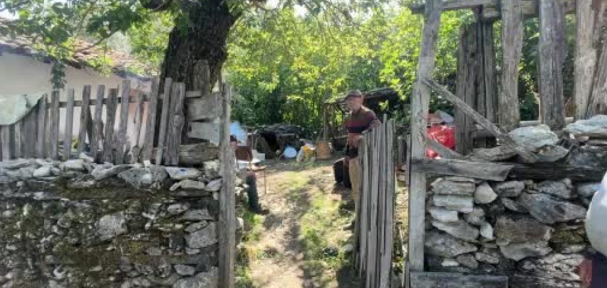 Toroslar’da asırlık yöntemle üretilen kışlık üzüm pekmezi hazır