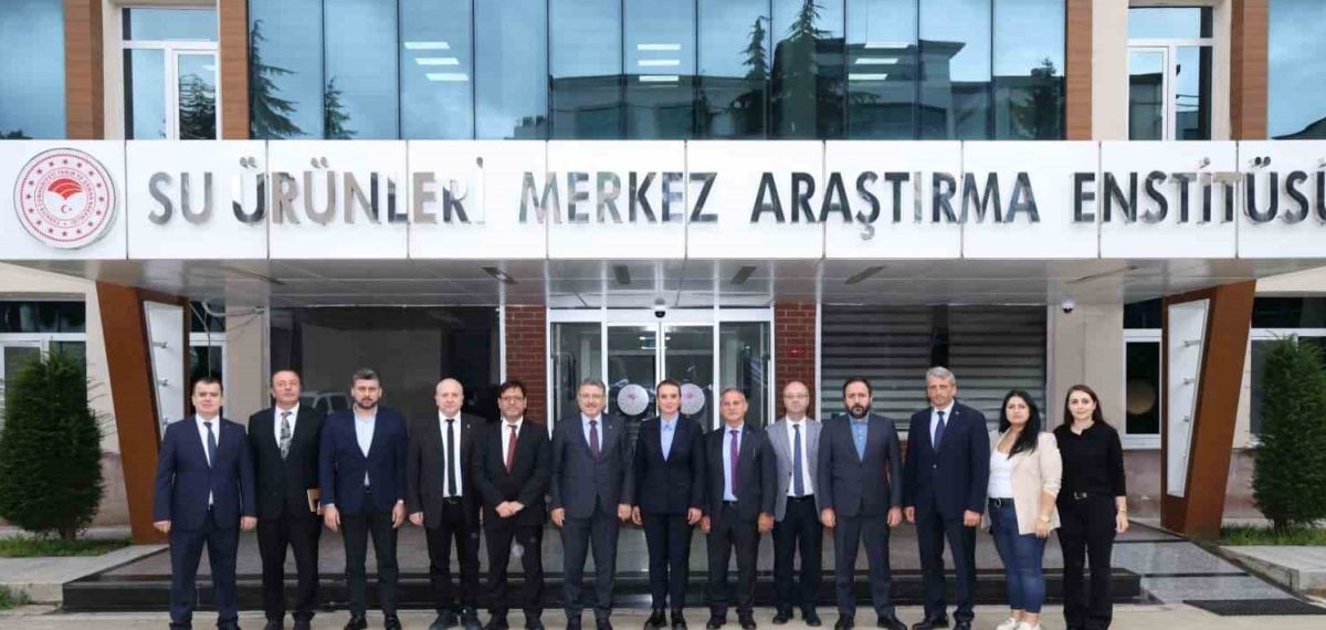 Trabzon’da Su Ürünleri Merkezi Başkan Genç tarafından ziyaret edildi