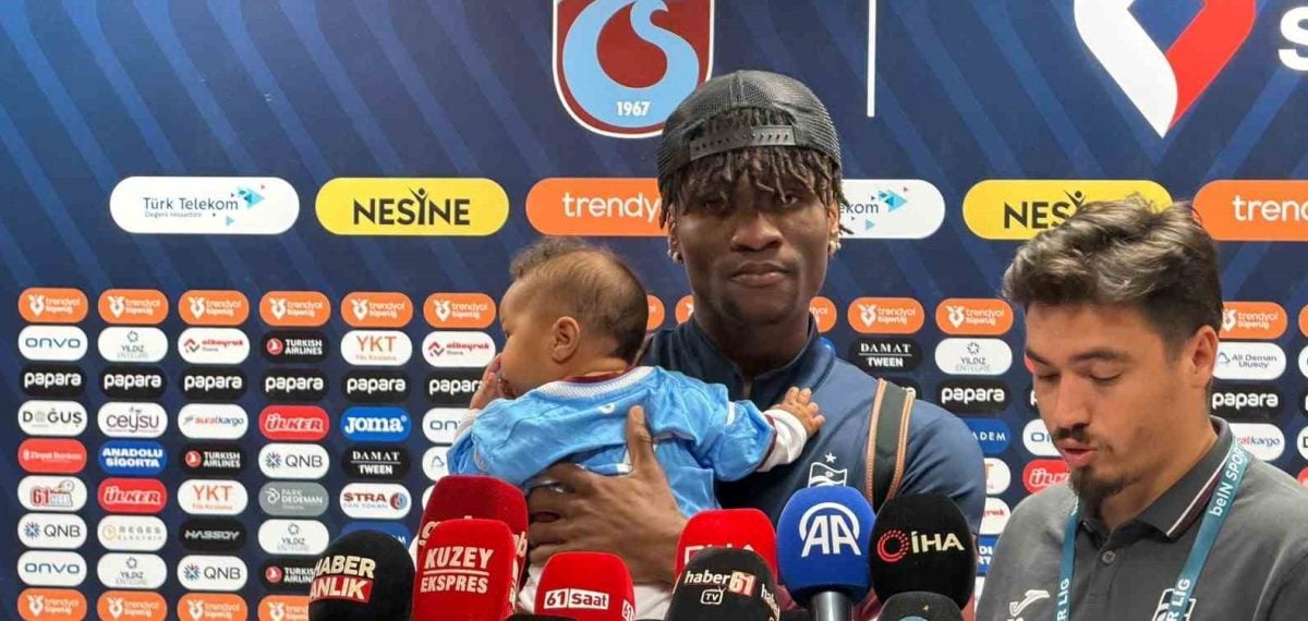 Trabzonspor Beşiktaş karşısında 2-0 galibiyetle üç puanı aldı