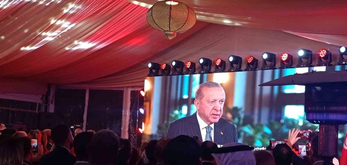 Türkiye Tunus resepsiyonunda ilişkilerin yatırım ve ticarette güçlendirilmesi çağrısı