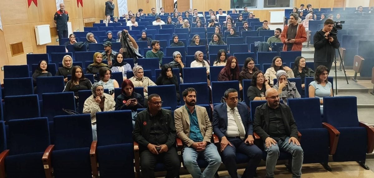 Üniversite öğrencilerine interaktif afet farkındalık eğitimi düzenlendi