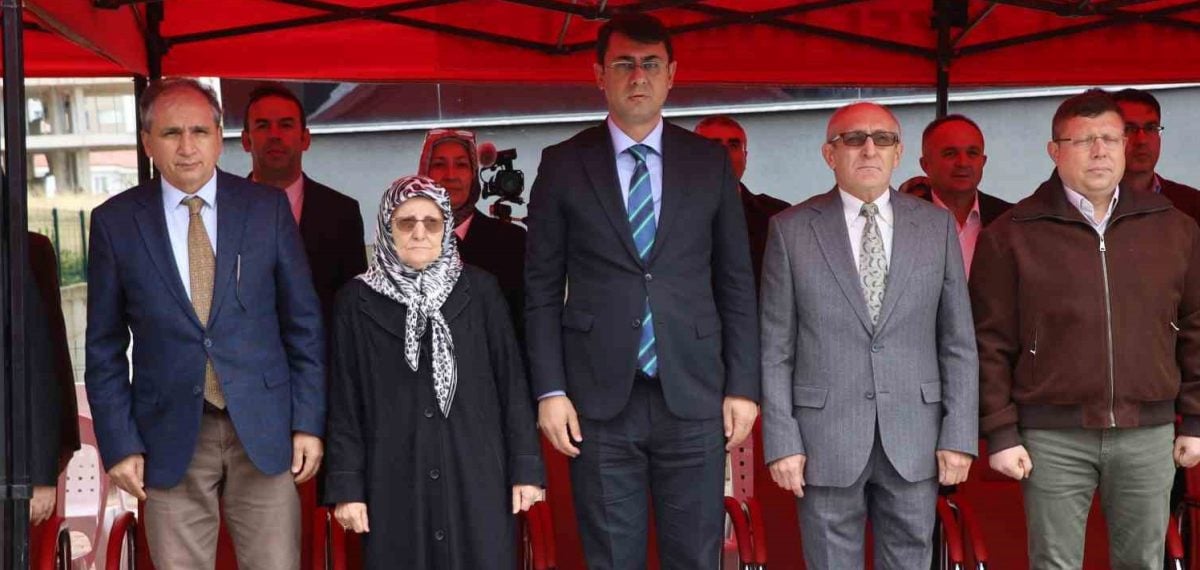 Uşak’ta Fevzi Dülgeroğlu Aile Sağlığı Merkezi törenle açıldı
