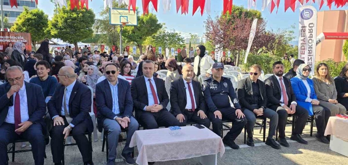 Vezirköprü’de üniversite öğrencilerine hoş geldiniz programı düzenlendi