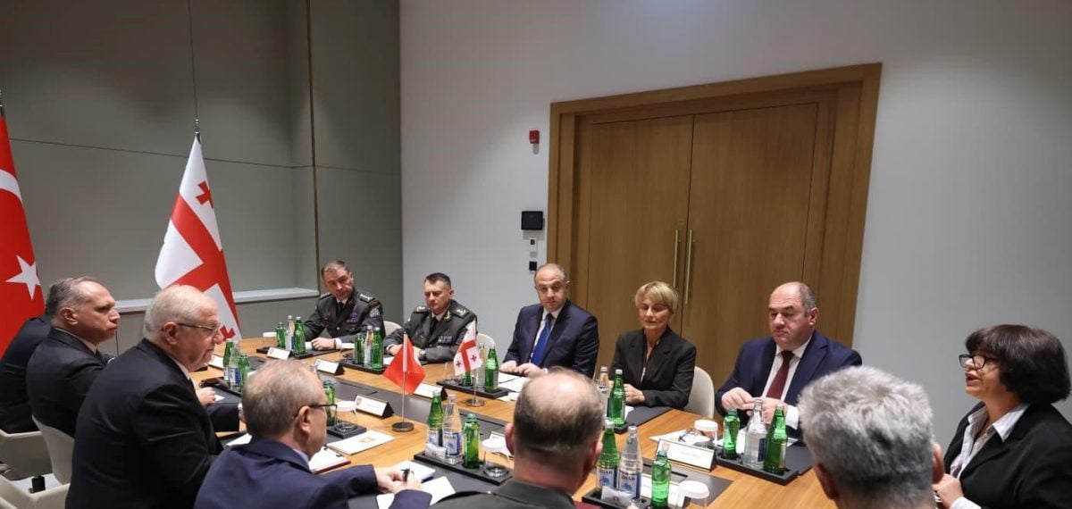 Yaşar Güler Şuşa’da Azerbaycan ve Gürcistan yetkilileriyle görüşme gerçekleştirdi