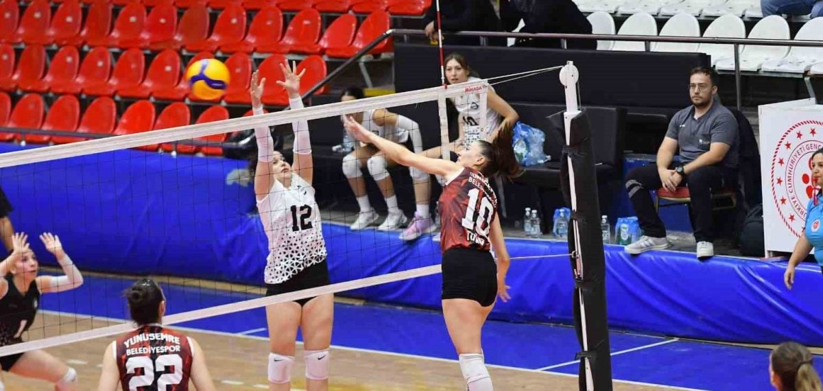 Yunusemre Belediyespor Evinde Altay’ı 3-1 Mağlup Ederek Moral Depoladı